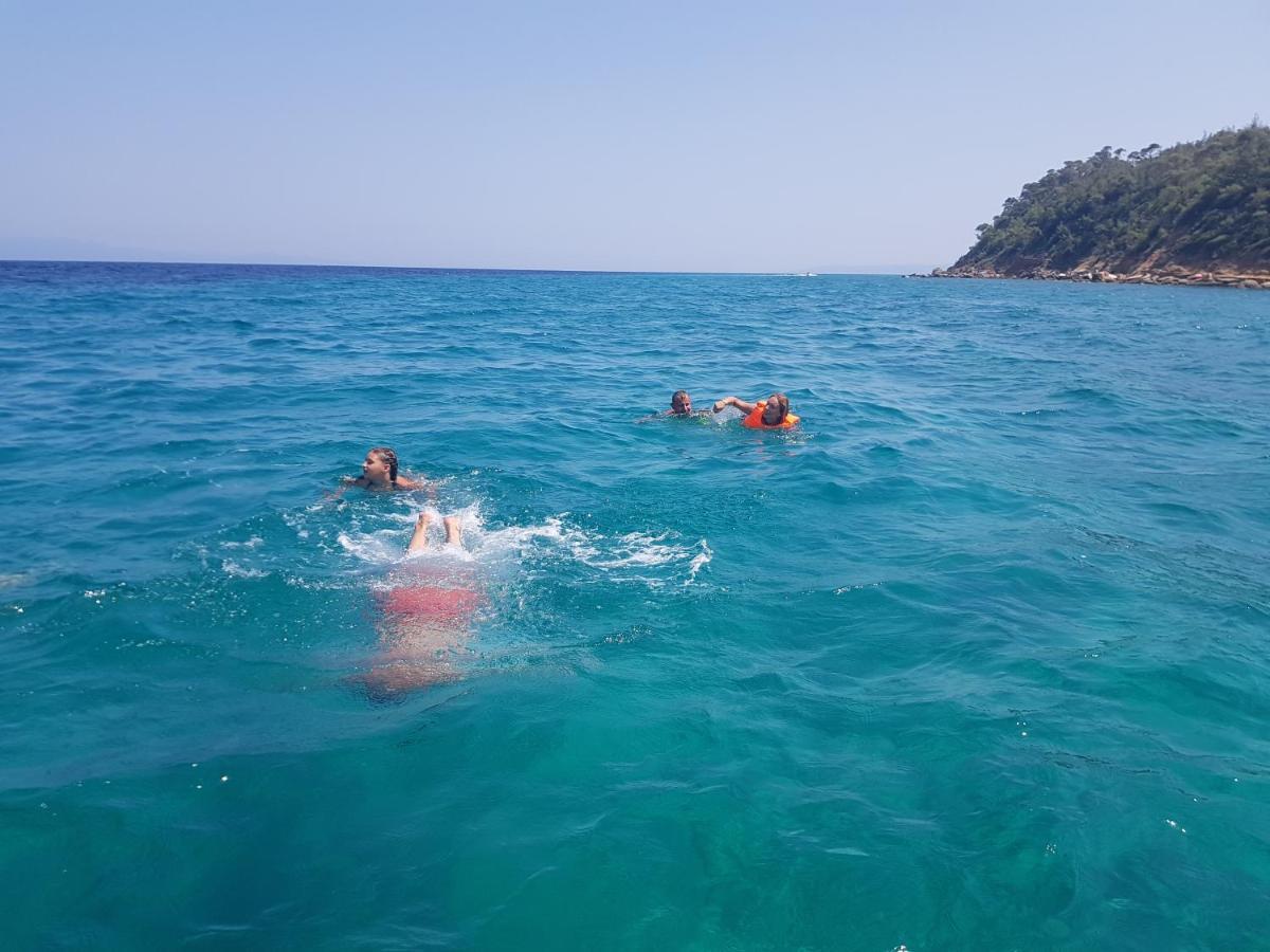 Halkidiki Rooms Néa Fókaia Eksteriør billede